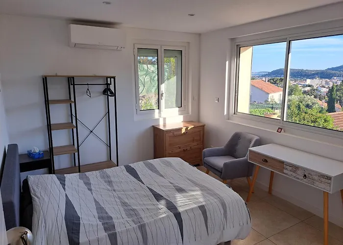 Apartment Bas Villa, Vue Mer, Centre Ville, Paradis, Calme Hyeres